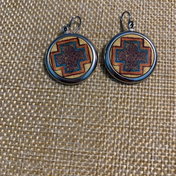 Equal armed cross from Book of Kells earrings, stamped - Picture 5 of 8